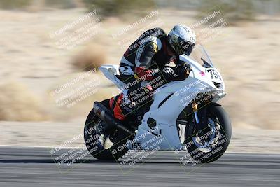 media/Dec-07-2025-CVMA (Sun) [[3e7d2de5dc]]/Race 8-Middleweight Shootout/